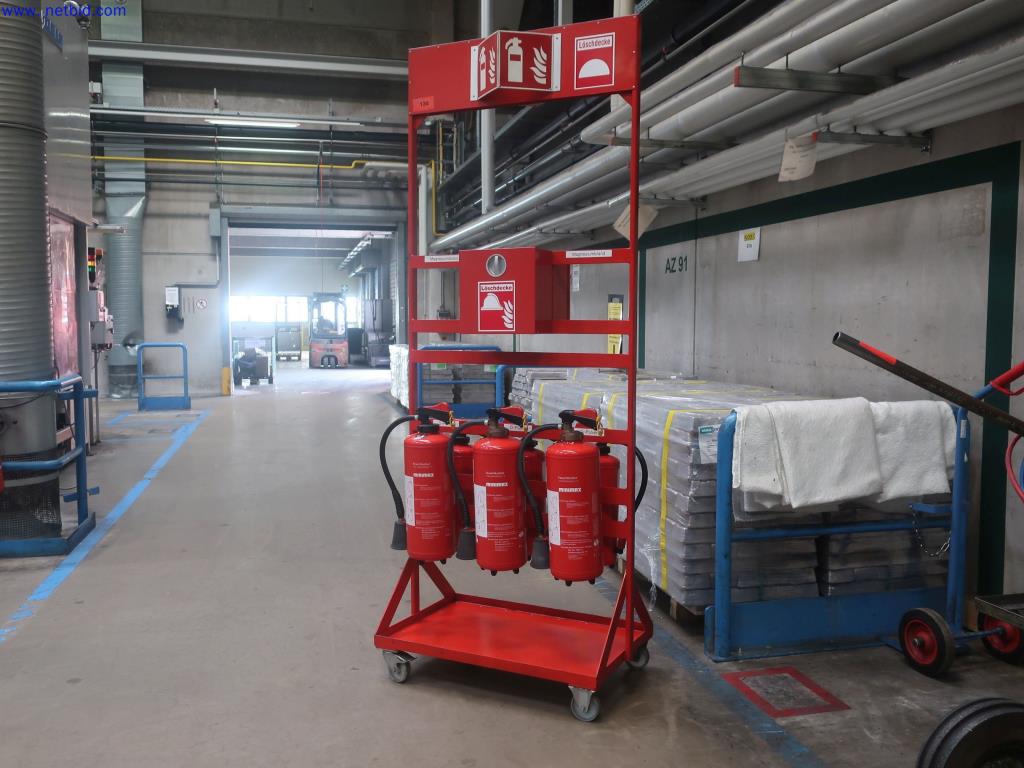 Used Fire engine (red) for Sale (Auction Premium) | NetBid Industrial Auctions