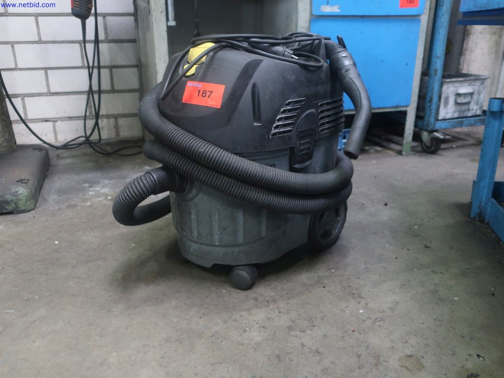 Used KÄRCHER NT35/1 TACT Wet/dry vacuum cleaner for Sale (Auction Premium) | NetBid Industrial Auctions