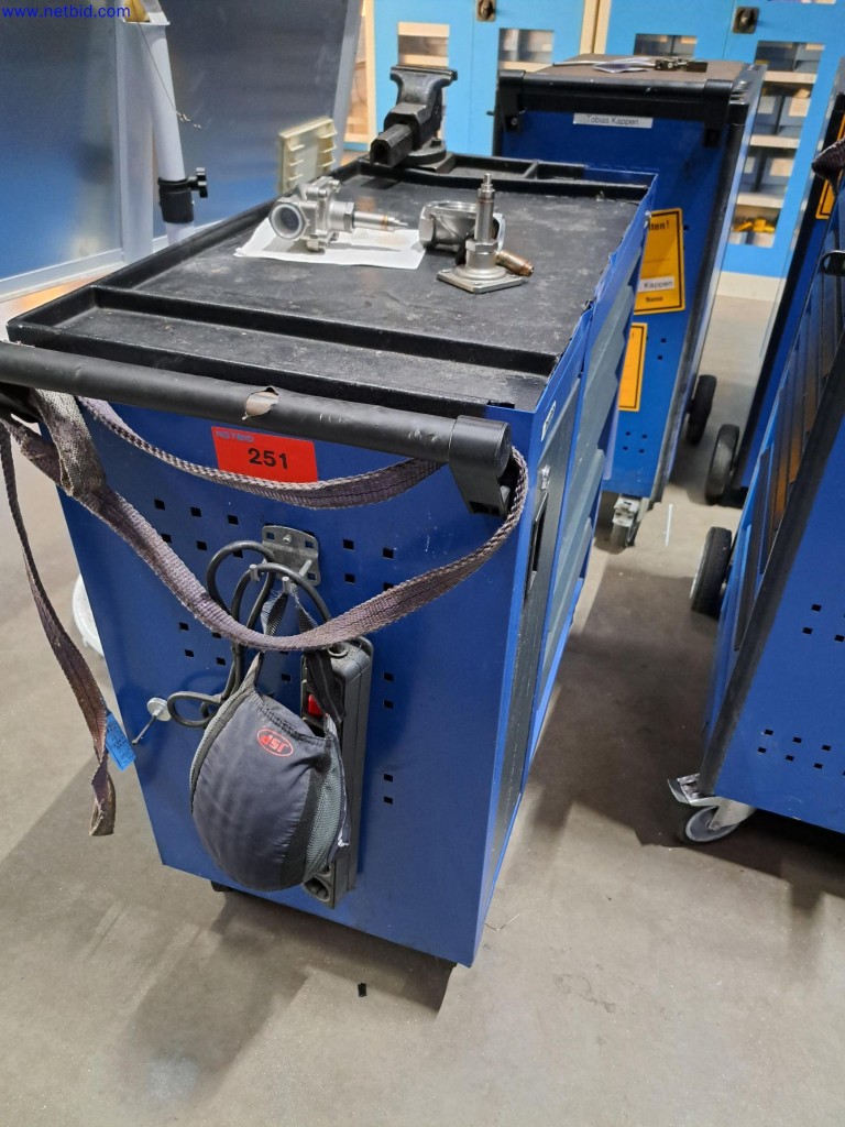 Used QUIPO Tool trolley for Sale (Auction Premium) | NetBid Industrial Auctions