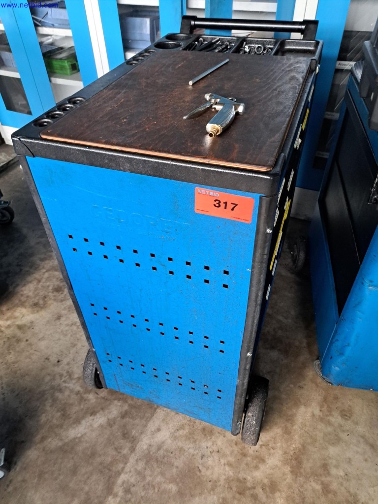 Used GEDORE 2005 Tool trolley for Sale (Auction Premium) | NetBid Industrial Auctions