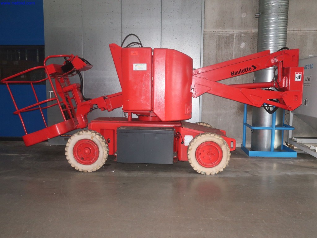 Used PINGUELY-HAULOTTE HA12-1 Articulated work platform for Sale (Auction Premium) | NetBid Industrial Auctions