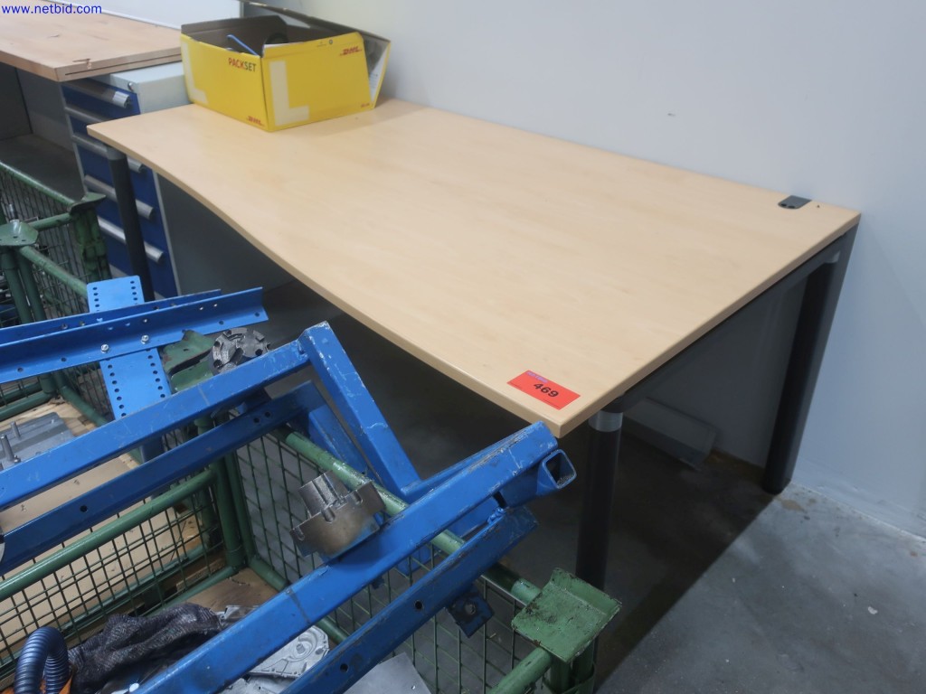 Used Desk for Sale (Auction Premium) | NetBid Industrial Auctions