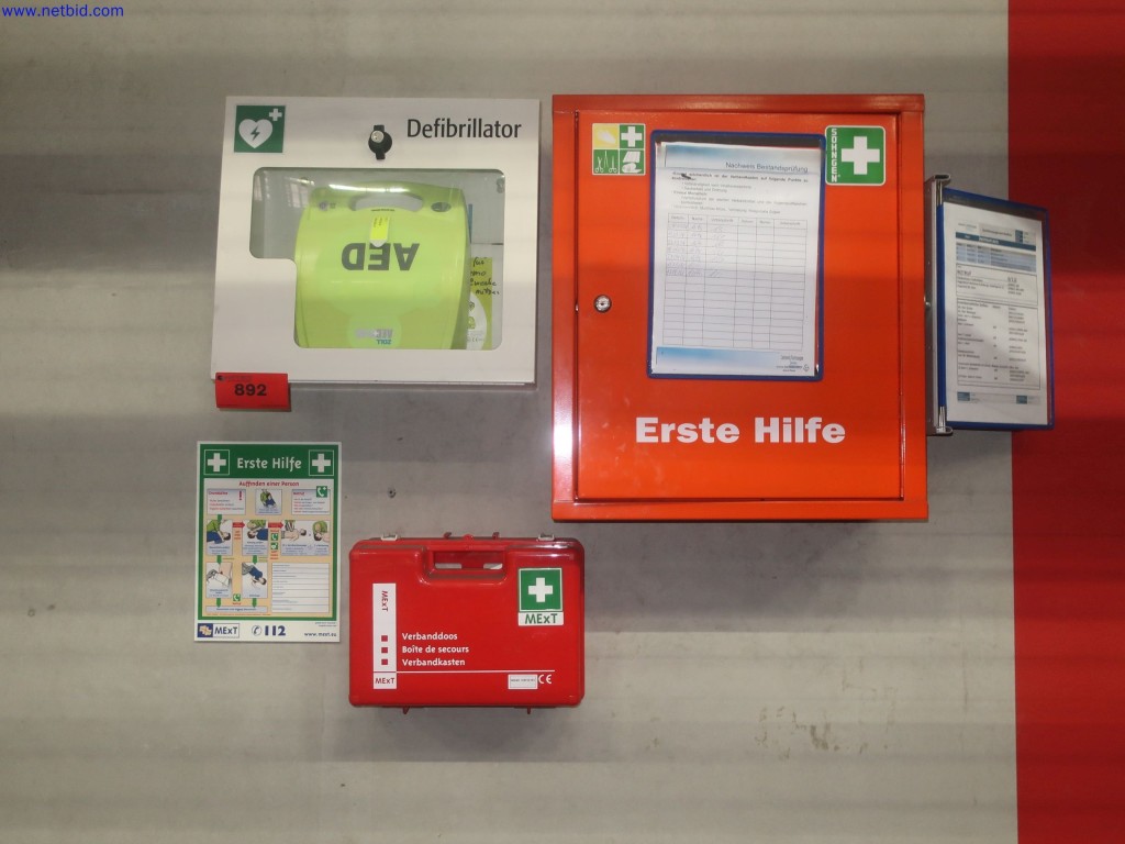 ZOLL AED+Plus Defibrillator gebraucht kaufen (Auction Premium) | NetBid Industrie-Auktionen