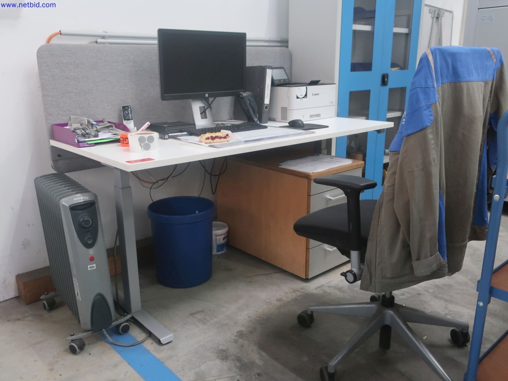 Used Desk for Sale (Auction Premium) | NetBid Industrial Auctions