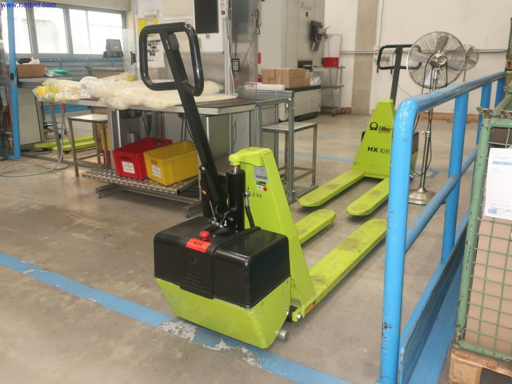 Used LIFTER HX10E (grün) Electric scissor lift truck for Sale (Auction Premium) | NetBid Industrial Auctions