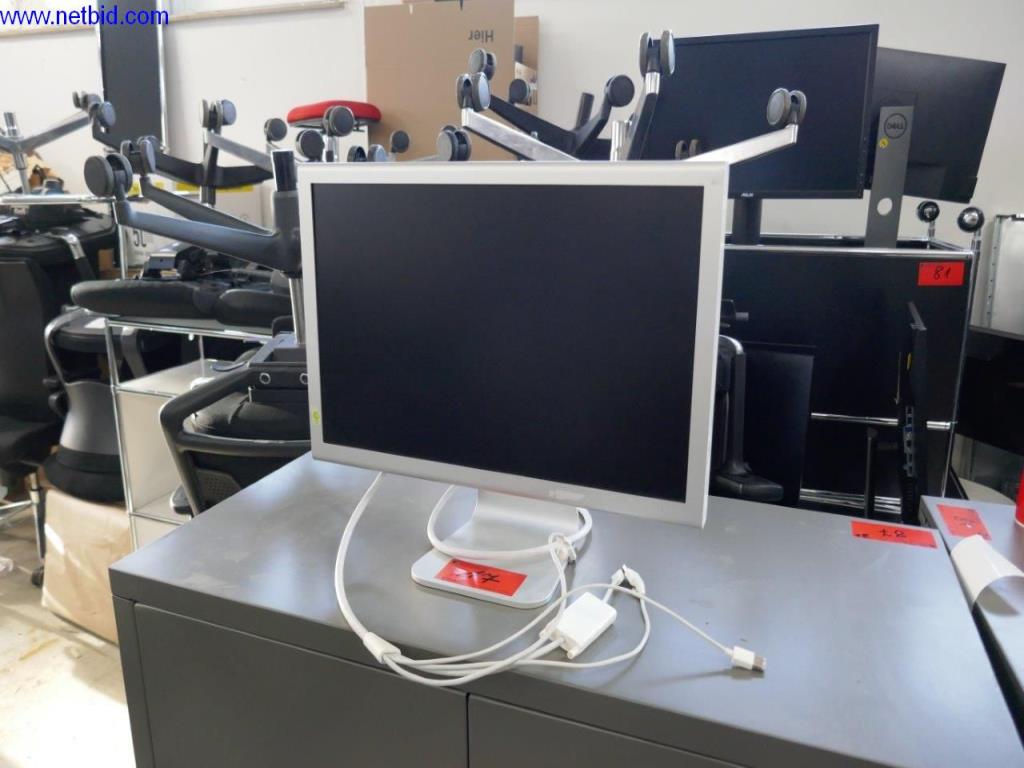 Used Apple Cinema Display 20-palčni monitor for Sale (Auction Premium) | NetBid Slovenija