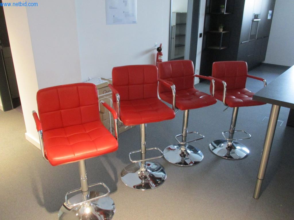 Used 4 Bar stool for Sale (Trading Premium) | NetBid Slovenija