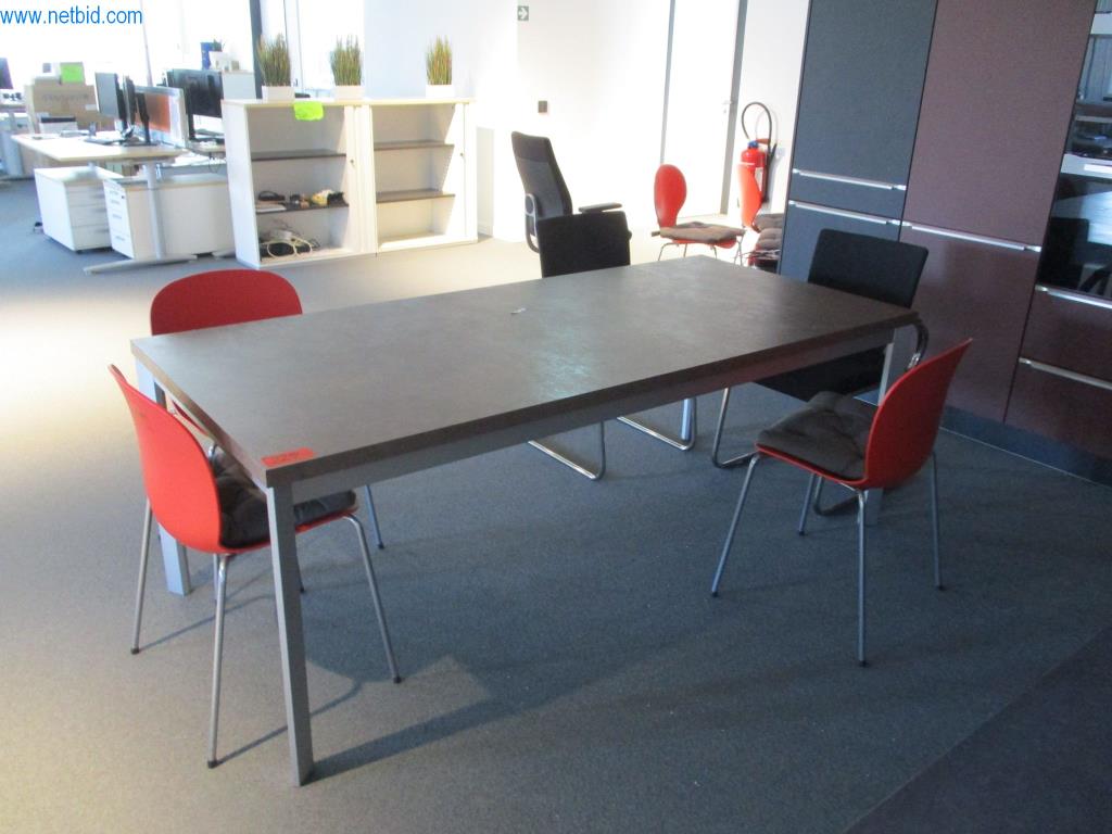 Used Table for Sale (Trading Premium) | NetBid Slovenija