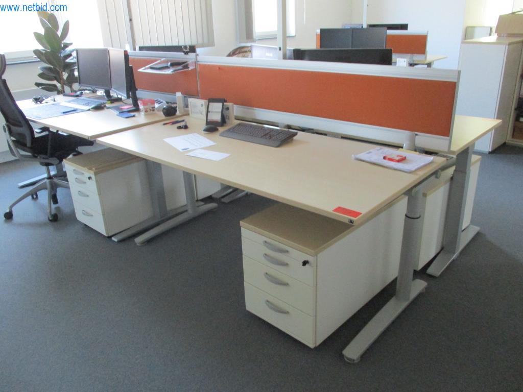 Used König & Neurath 4 Desks for Sale (Online Auction) | NetBid Slovenija