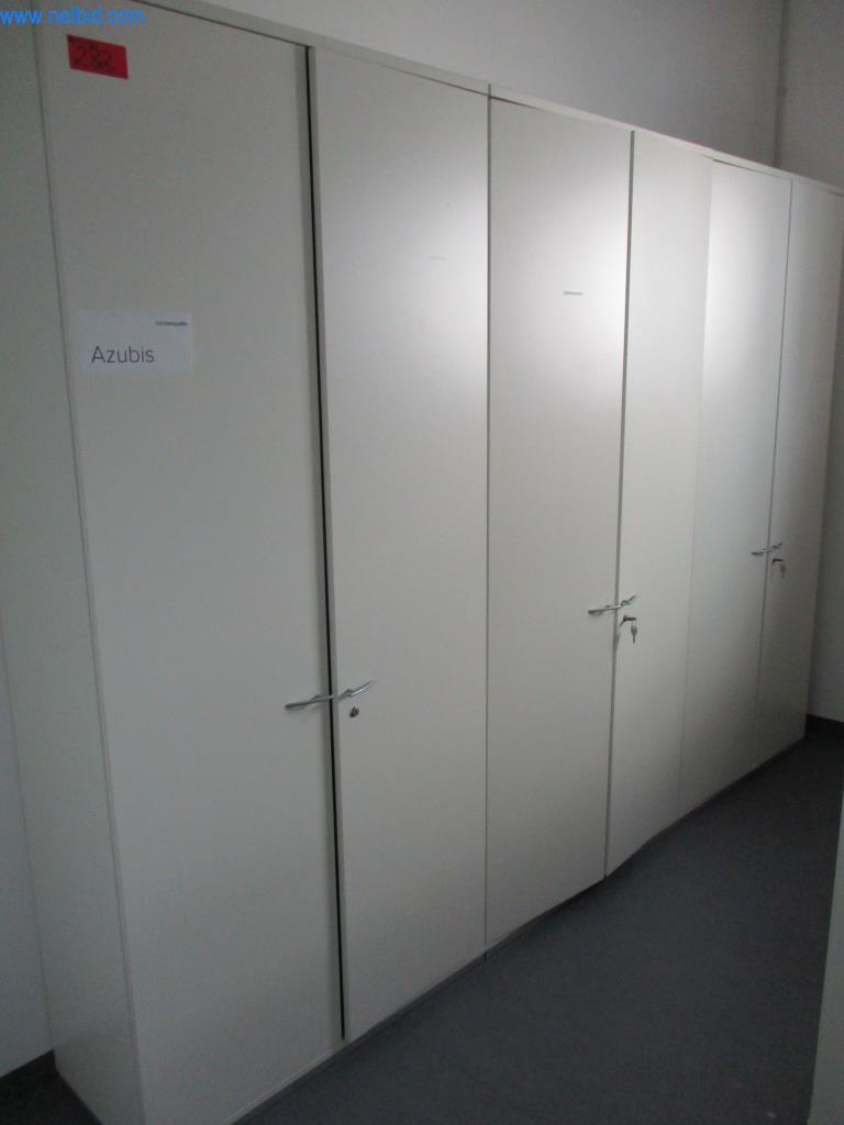 Used 4 Wooden cabinets for Sale (Online Auction) | NetBid Slovenija