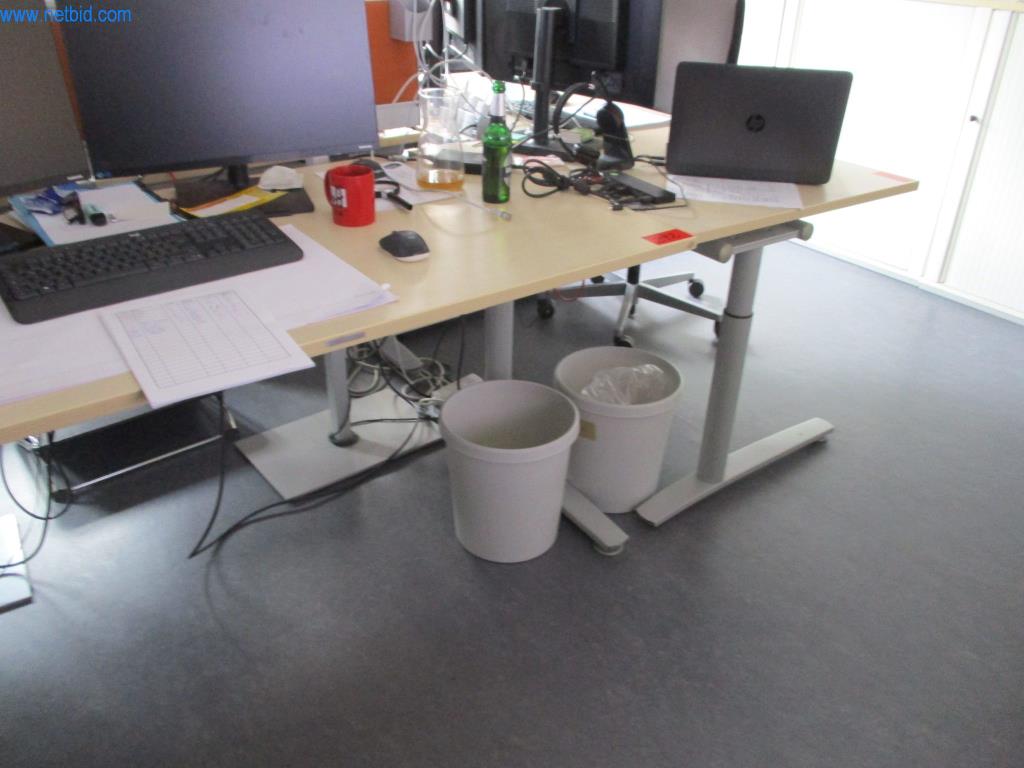 Used 4 Desks for Sale (Online Auction) | NetBid Slovenija