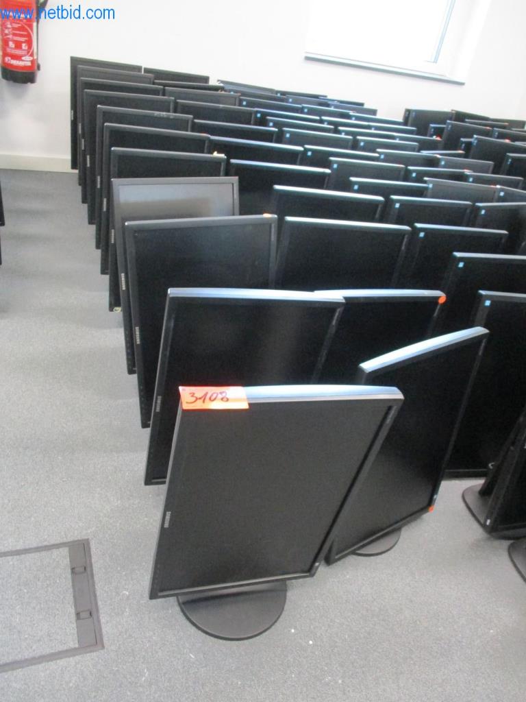 Used Samsung 2443 DW 22 24´´ monitors for Sale (Online Auction) | NetBid Slovenija