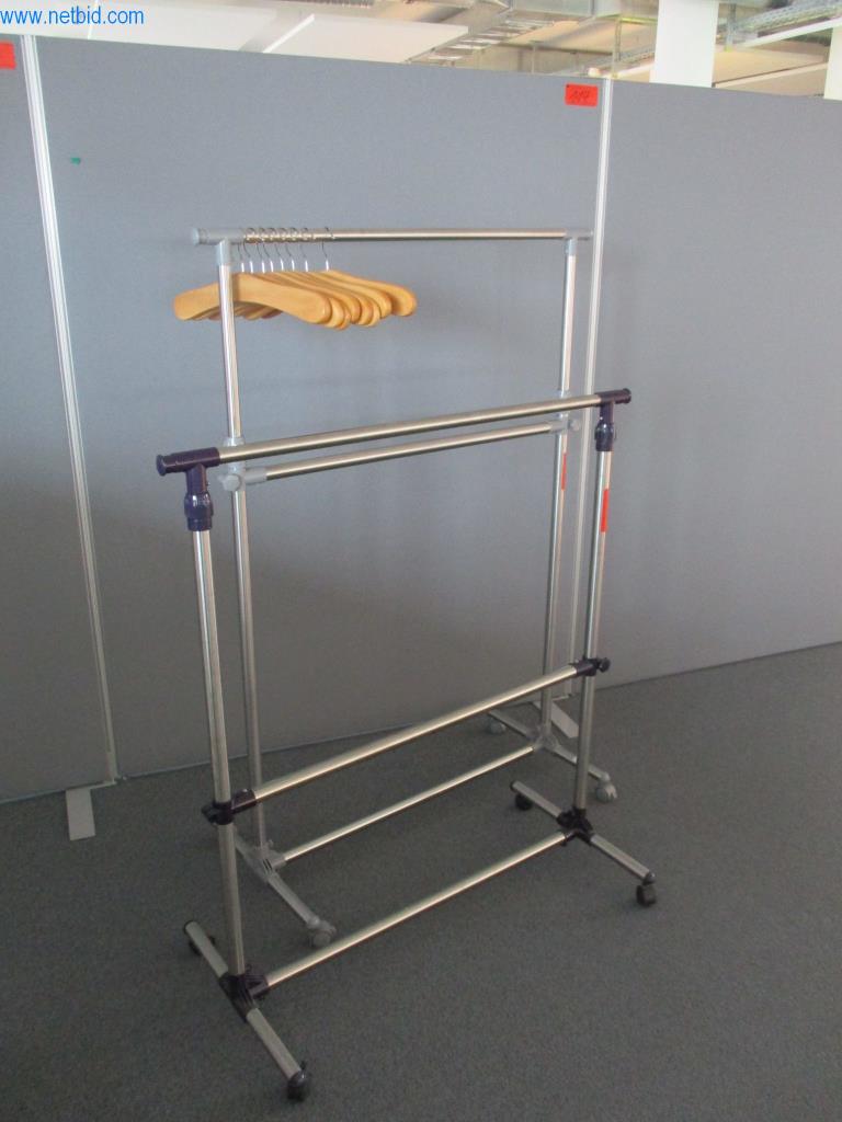 Used 2 mobile clothes rails for Sale (Trading Premium) | NetBid Slovenija