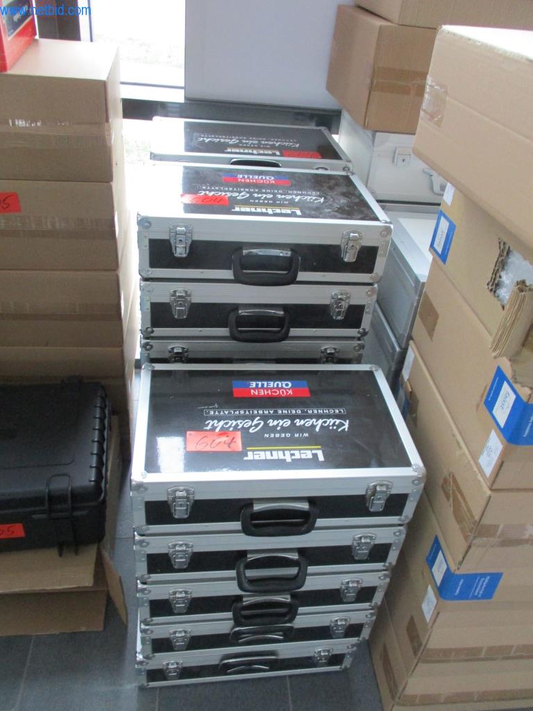 Used 19 Suitcase for Sale (Auction Premium) | NetBid Slovenija