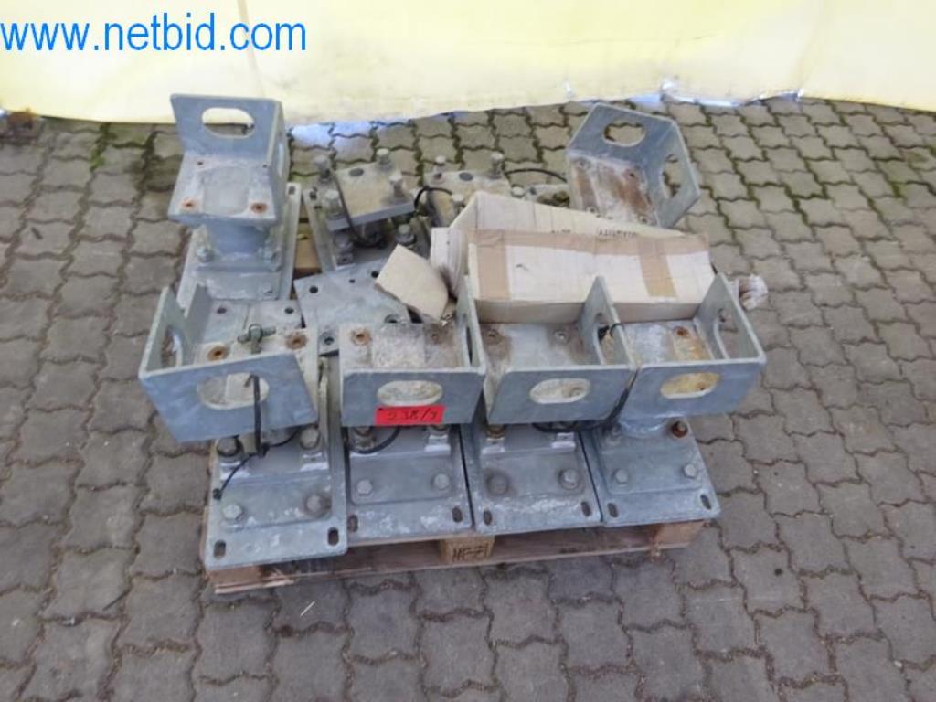 Used 8 Nosilni podstavek for Sale (Auction Premium) | NetBid Slovenija