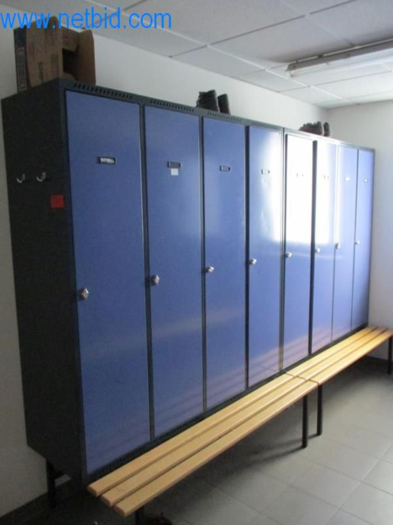 Used 4 Metal lockers for Sale (Auction Premium) | NetBid Industrial Auctions