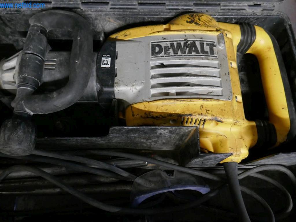 Used DeWalt D25901 QS Demolition hammer for Sale Auction Premium