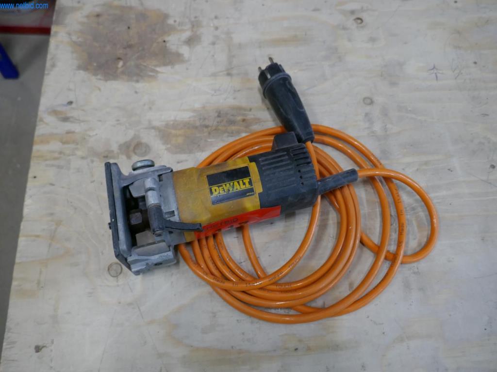 Used DeWalt DW670 Usmerjevalnik for Sale (Auction Premium) | NetBid Slovenija