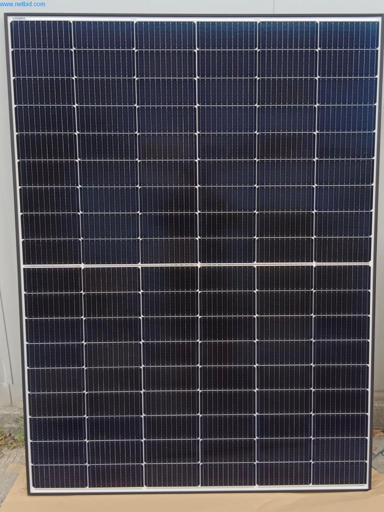 Used 1 Posten 410 watts - photovoltaic modules, 15.17 kWp (37 units) for Sale (Auction Premium) | NetBid Industrial Auctions
