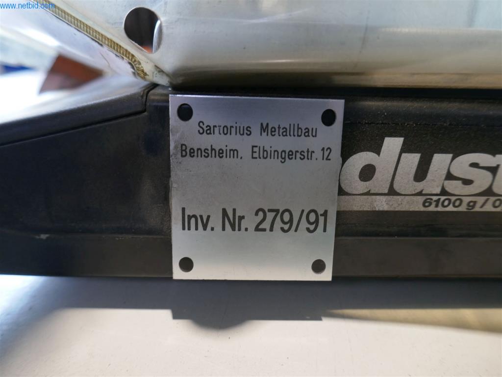 Used Sartorius QT6100-000V2 Piece scale (279/91) for Sale (Auction Premium) | NetBid Industrial Auctions