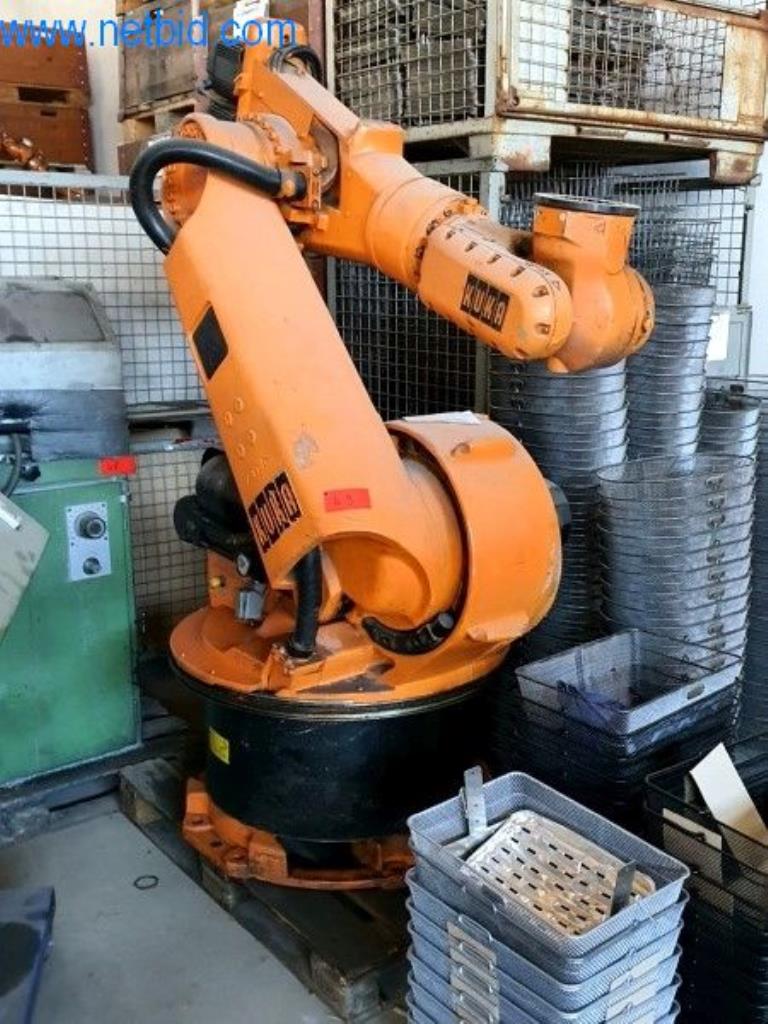 Used Kuka 2 Ravnanje z roboti for Sale (Auction Premium) | NetBid Slovenija