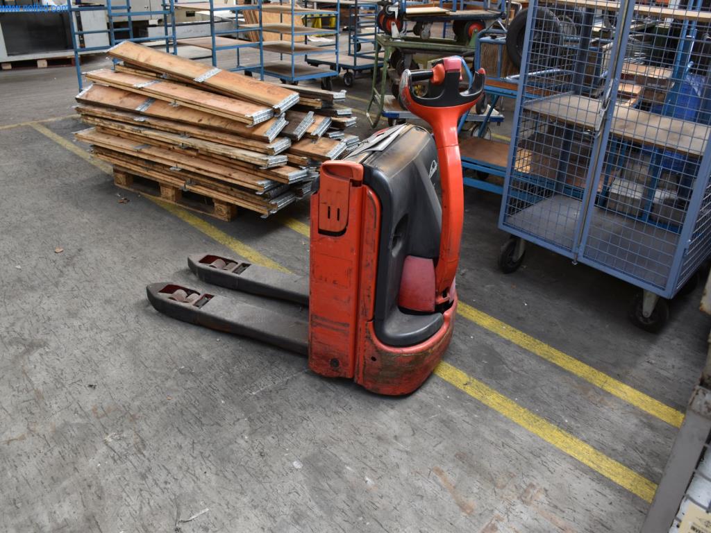 Used Linde T 16 Electric low-lift pallet truck for Sale (Auction Premium) | NetBid Slovenija