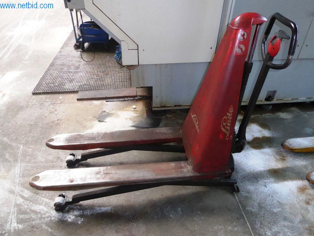 Used Linde M10 X 0/GV 56X115 Scissor lift truck for Sale (Auction Premium) | NetBid Slovenija