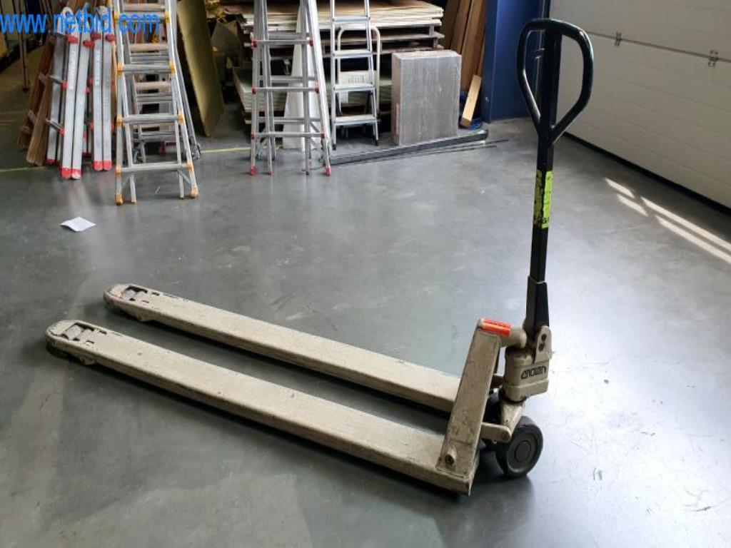 Used Crown Pallet truck for Sale (Auction Premium) | NetBid Industrial Auctions
