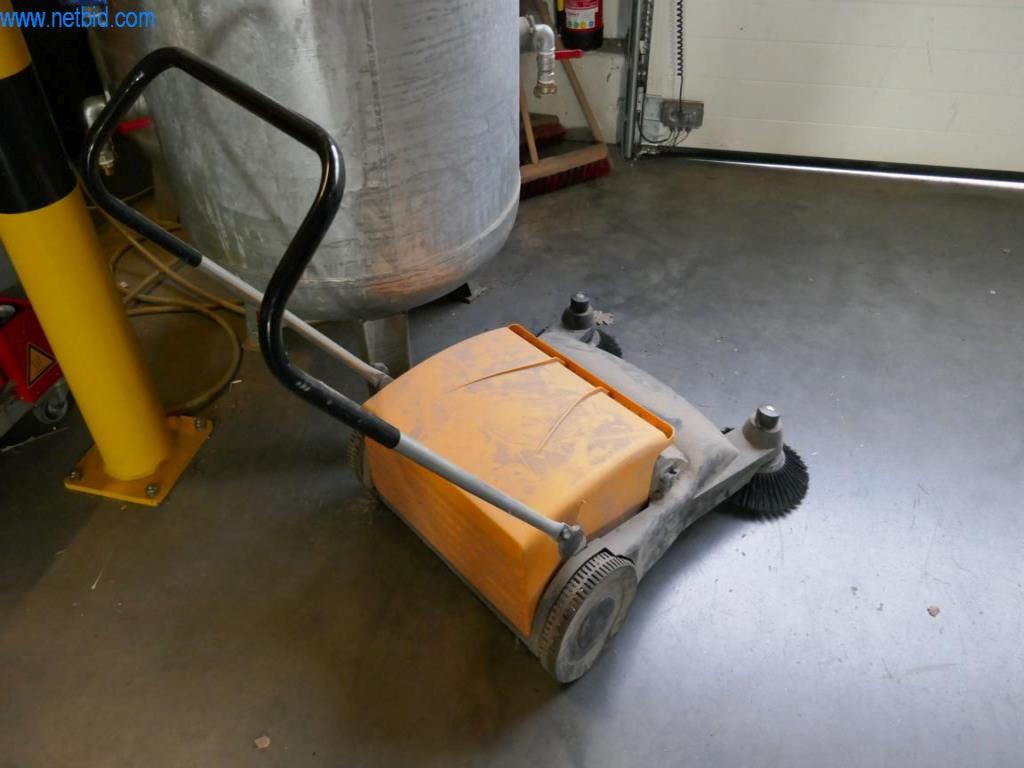 Used hand-guided hall sweeper for Sale (Trading Premium) | NetBid Slovenija