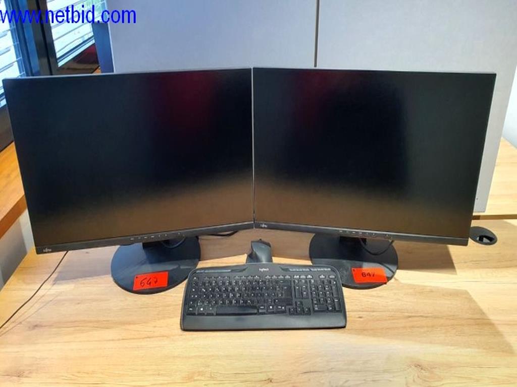 Used Fujitsu 2 26" monitors for Sale (Auction Premium) | NetBid Slovenija