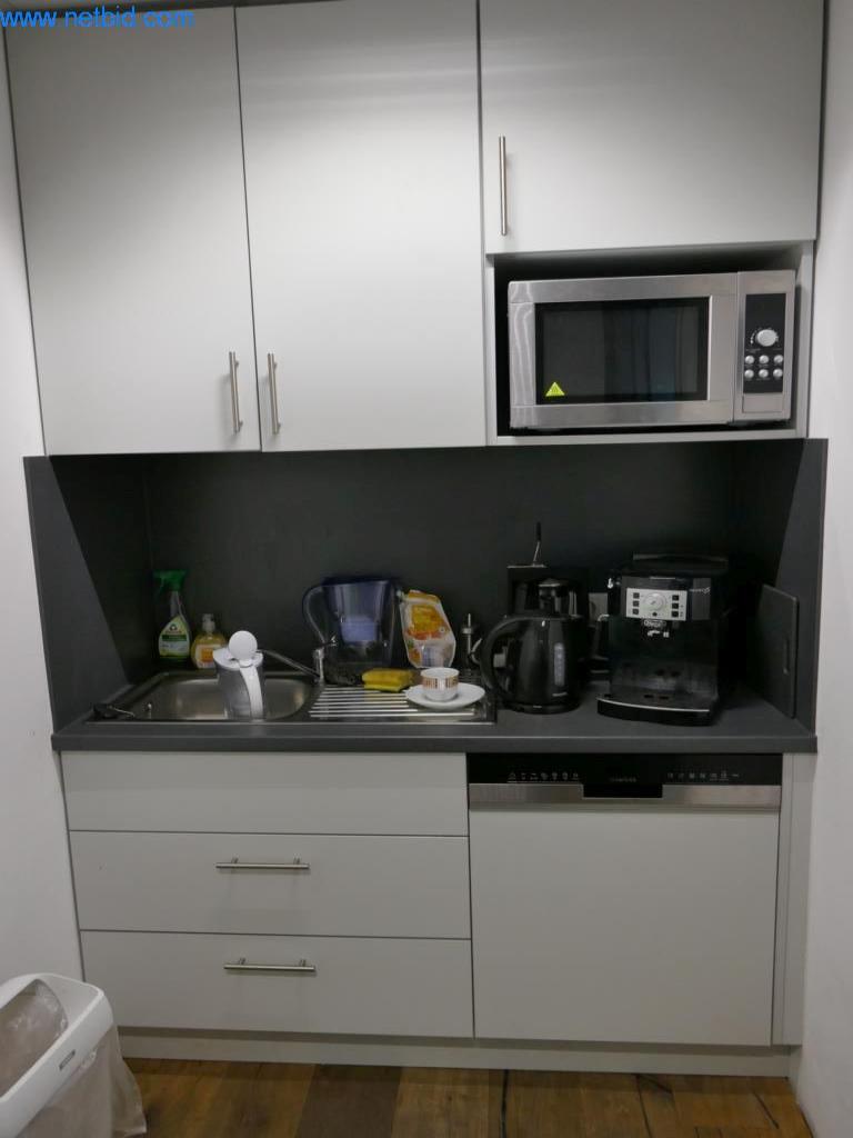 Used Mini/pantry fitted kitchenette for Sale (Trading Premium) | NetBid Slovenija