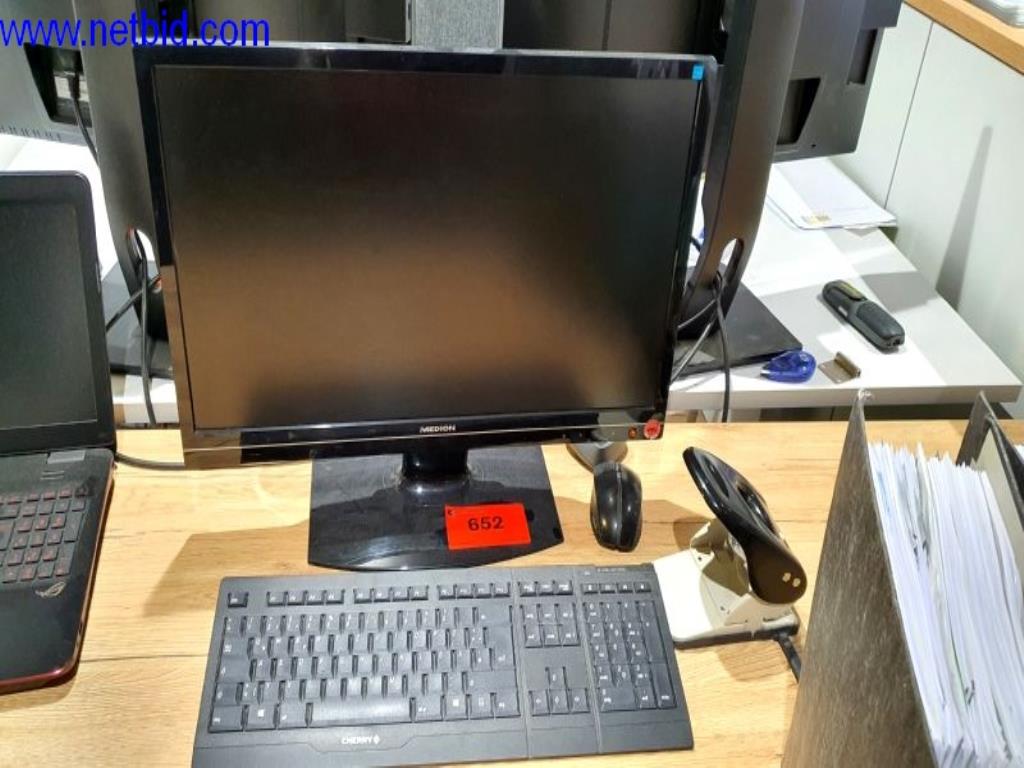 Used Medion 24" monitors for Sale (Online Auction) | NetBid Slovenija