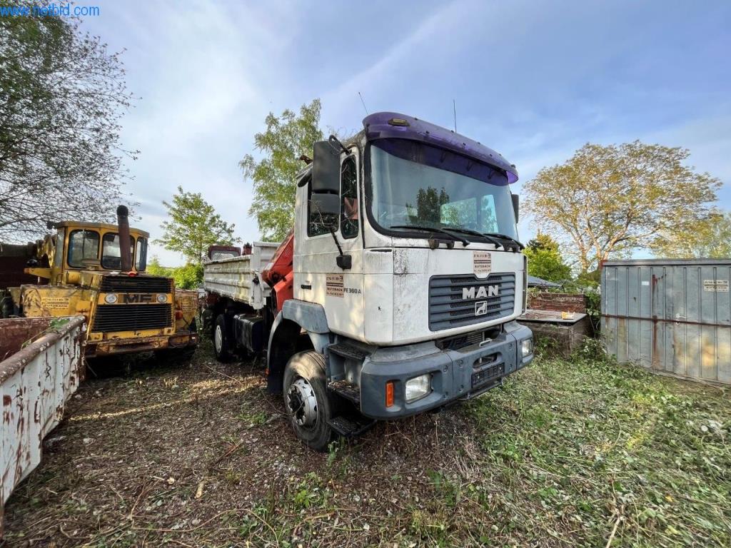 MAN FE 360 A, offener Kasten Truck tipper w. loading crane (Auction Premium) | NetBid España