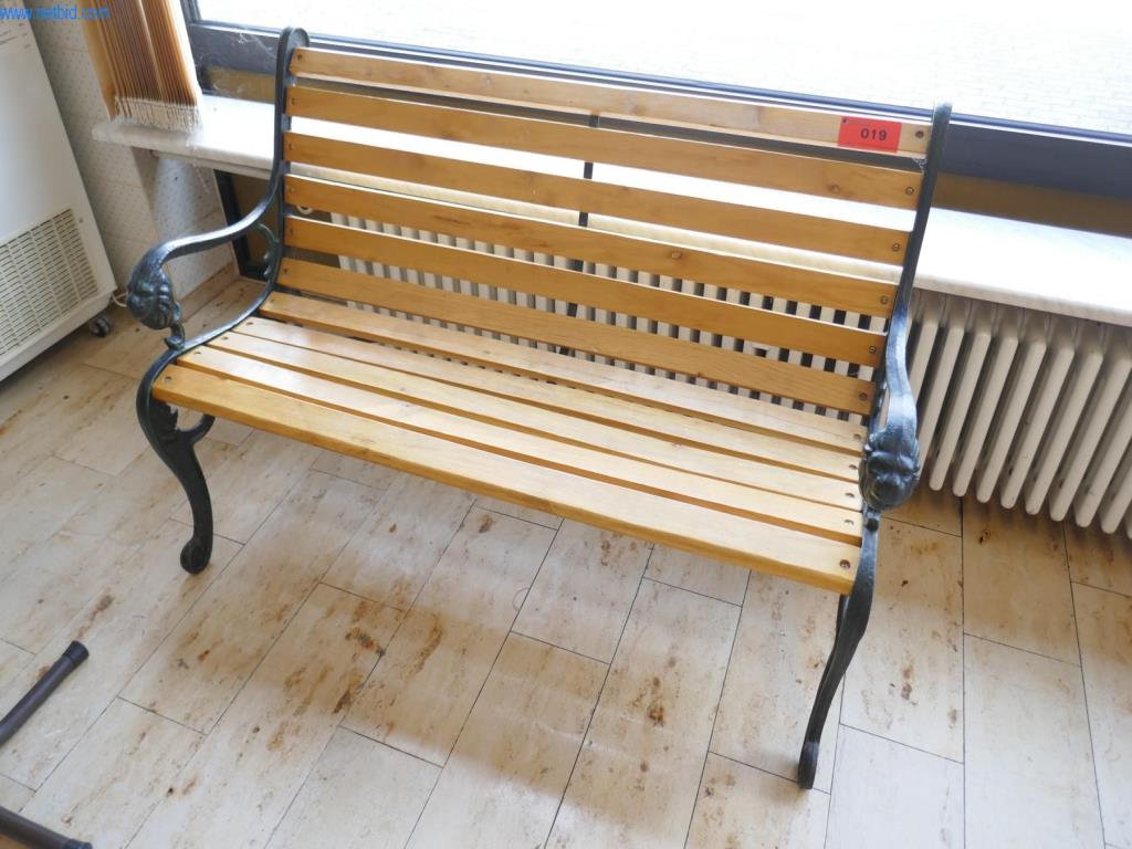 Used Wooden bench for Sale (Auction Premium) | NetBid Slovenija