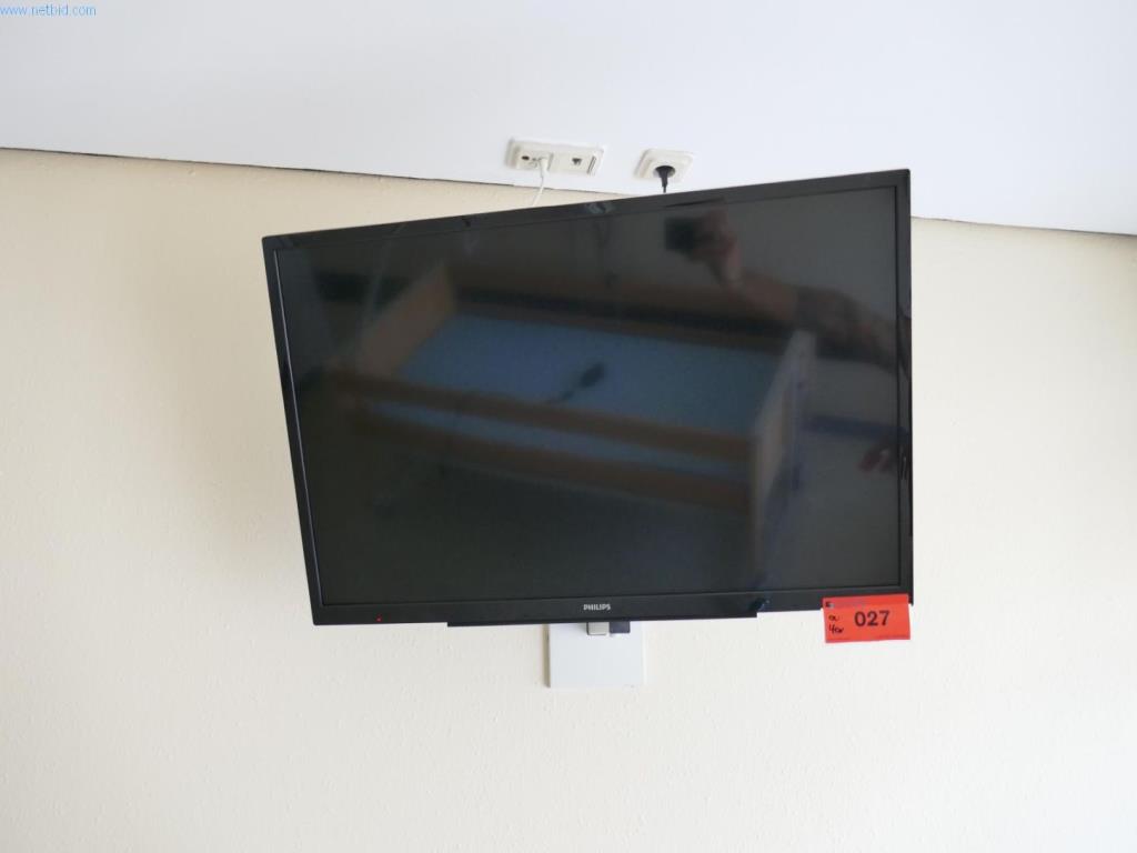 Used Philips 32HFL2889S/12 ca. 39 32" LED HD televisions for Sale (Online Auction) | NetBid Slovenija