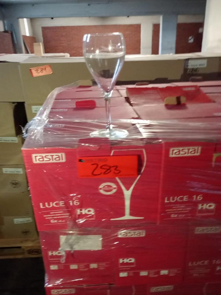 Used Lot of champagne glasses for Sale (Auction Premium) | NetBid Slovenija