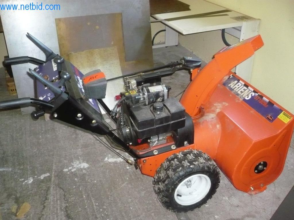 Used Ariens ST1028LE Motor snow blower for Sale (Auction Premium) | NetBid Slovenija