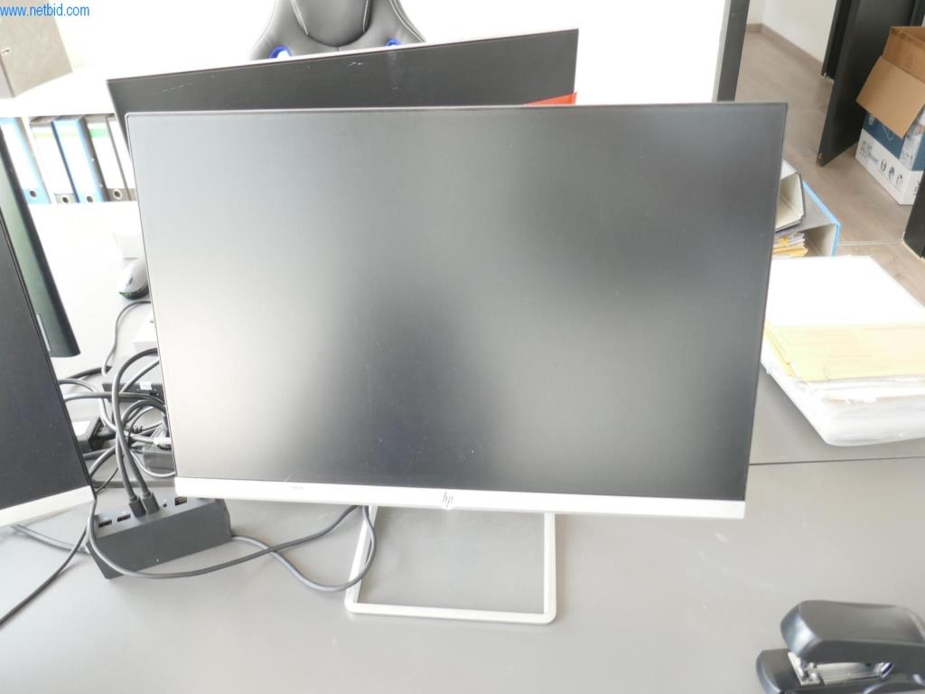 Used HP 24f 2 24" monitors for Sale (Auction Premium) | NetBid Slovenija