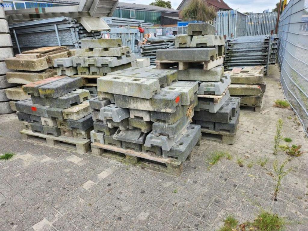 Used 1 Posten Fence stones for Sale (Auction Premium) | NetBid Slovenija