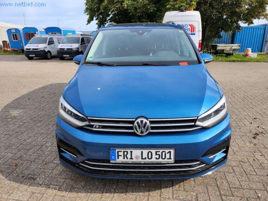 VW Touran 2.0 Car - surcharge subject to §168 (Auction Premium) | NetBid ?eská republika