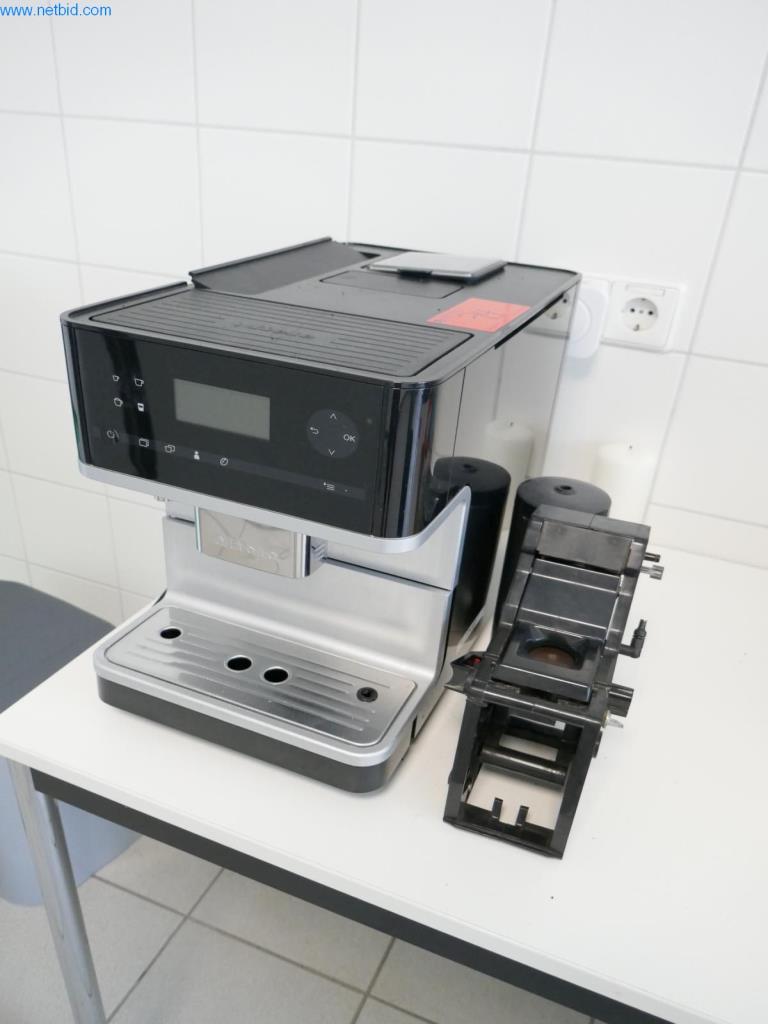 Used Miele CM6350 Kaffeevollautomat for Sale (Auction Premium) | NetBid Slovenija