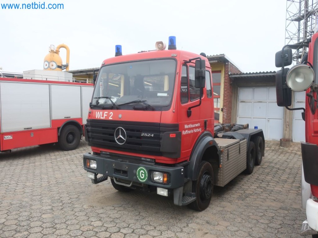 Mercedes-Benz 2524 6x4  (Wechsellader) Lkw (WLF-2) (Auction Premium) | NetBid ?eská republika