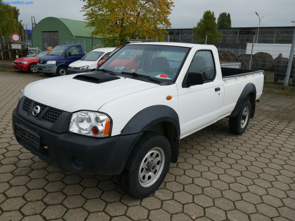 Nissan NP 300 Pick-Up PKW (Auction Premium) | NetBid ?eská republika