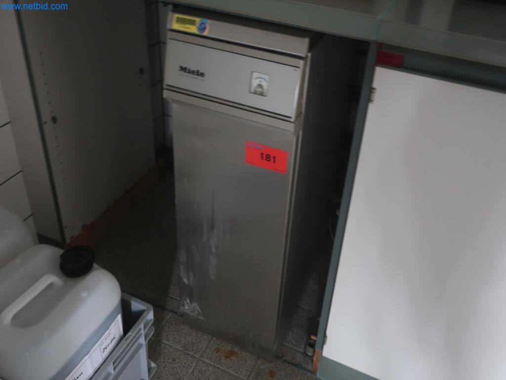 Miele Aqua Purificator G7795 Laboratorní přípravek na úpravu vody (Trading Premium) | NetBid ?eská republika