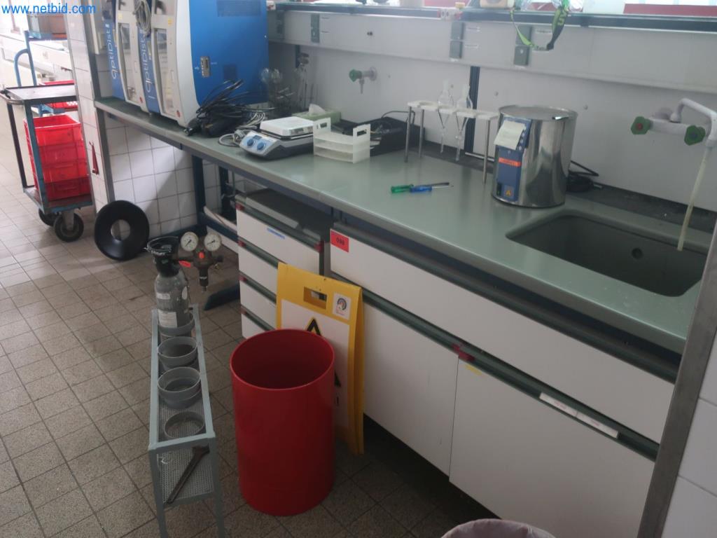 Used Laboratorijska delovna linija (poznejša izdaja) for Sale (Trading Premium) | NetBid Slovenija