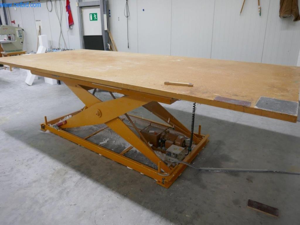 Hywema SHT/IN Scissor lift table gebruikt kopen (Auction Premium) | NetBid industriële Veilingen