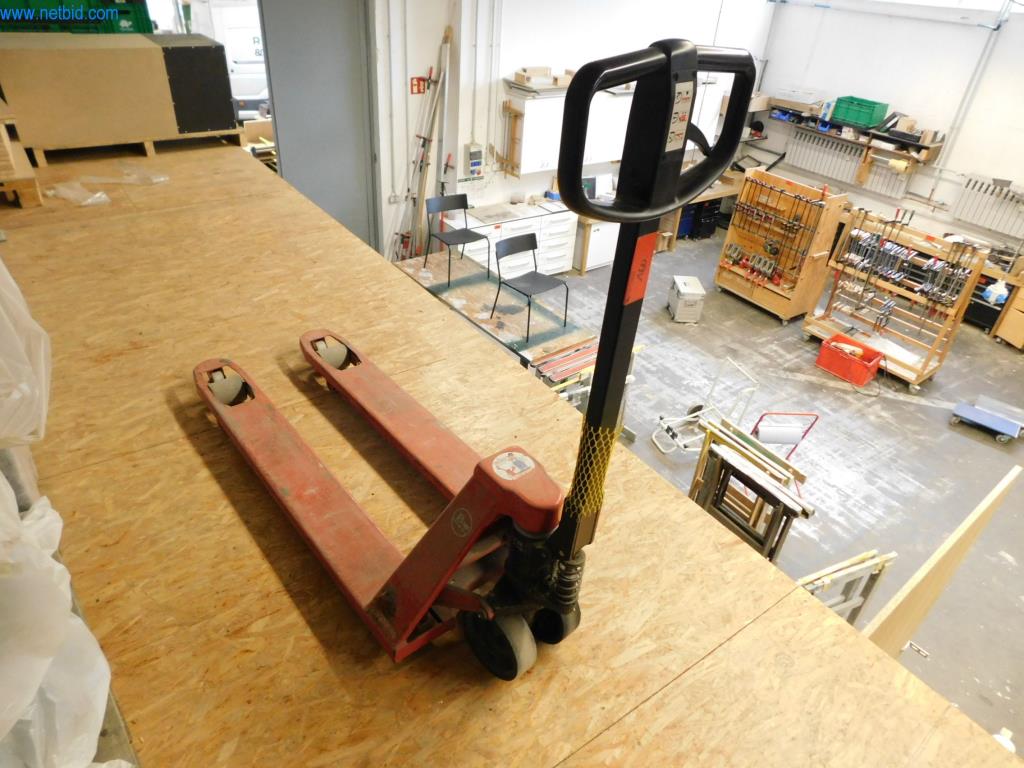 Used BT LHM 230 Pallet truck for Sale (Online Auction) | NetBid Slovenija