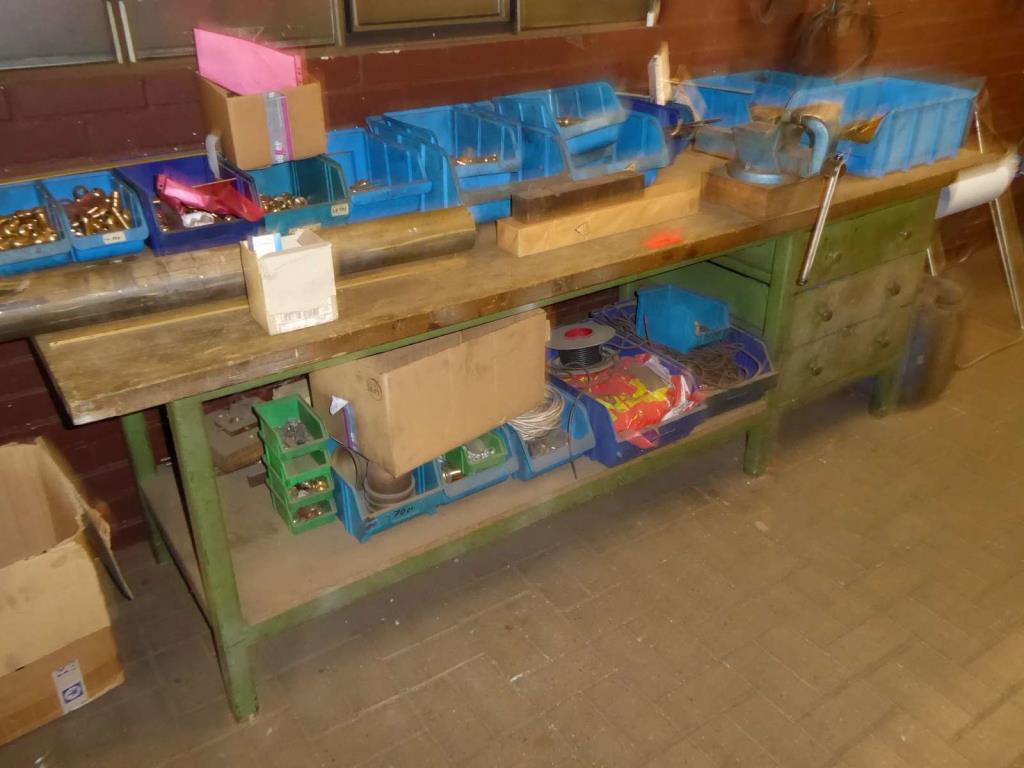 Used Workbench - surcharge with reservation for Sale (Auction Premium) | NetBid Slovenija