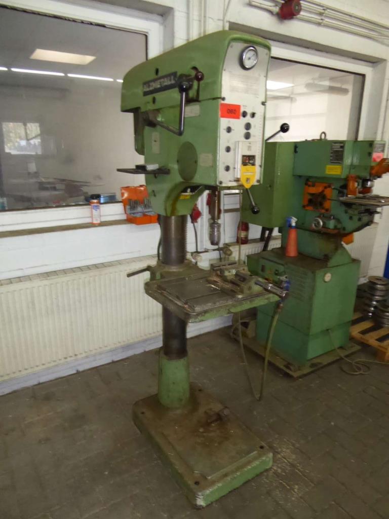 Used Alzmetall AB3ES Column drilling machine - surcharge with reservation for Sale (Auction Premium) | NetBid Slovenija