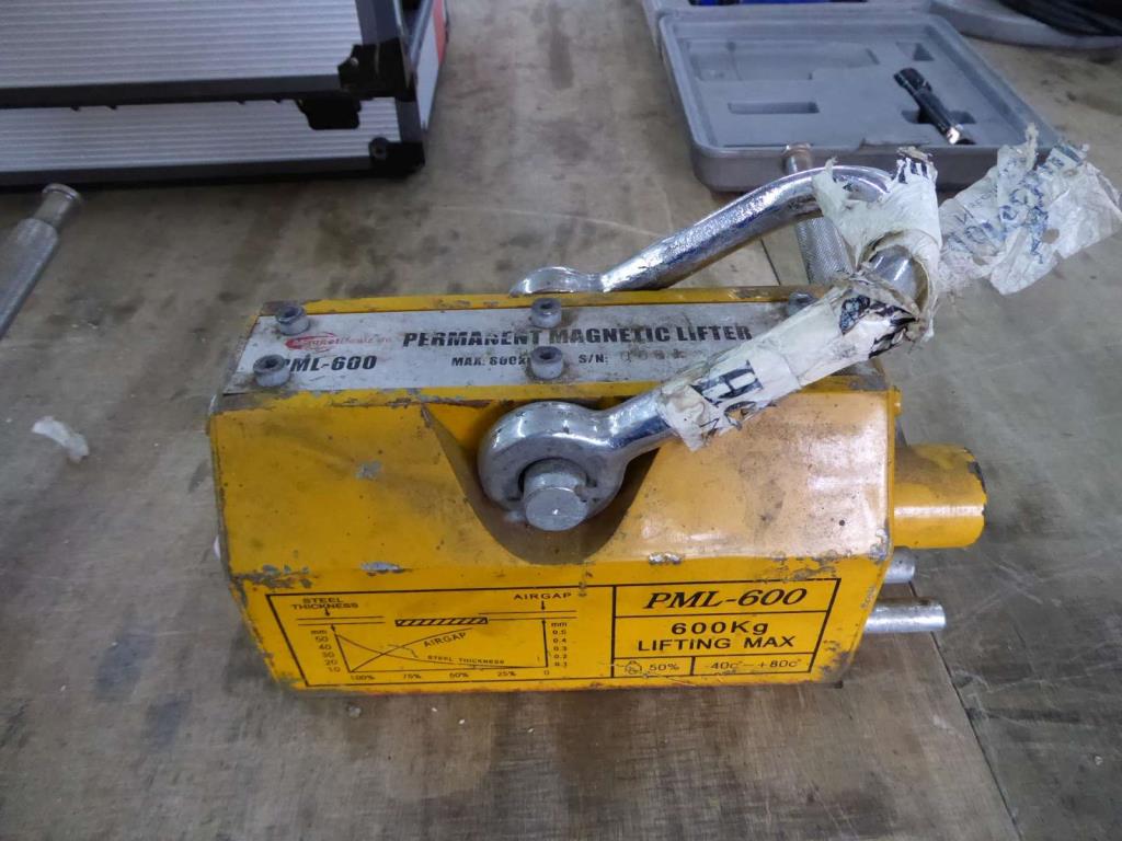 Used PML600 Lifting magnet - surcharge with reservation for Sale (Online Auction) | NetBid Slovenija